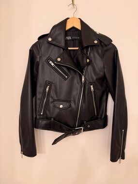 ZARA Black Faux Leather Motto Cropped Jacket with Belt